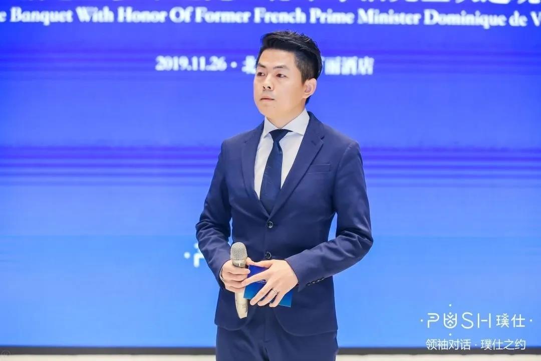 B6215379F2C5EFC3E40906C1F5E_2A37D3F2_DD79