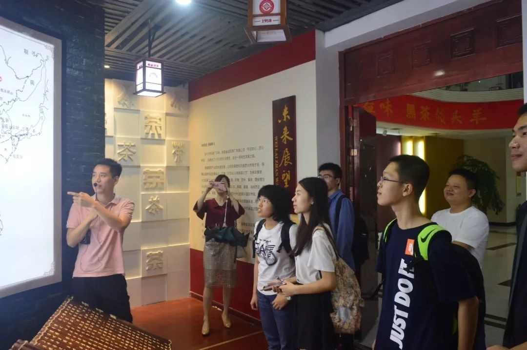 FE4E679E24DA7A822A6EDD8BF66_290275D7_177D7