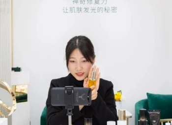 刘宏举：从幼清新到高端化，数字化驱动国产品牌升级 | 9001cc金沙案例