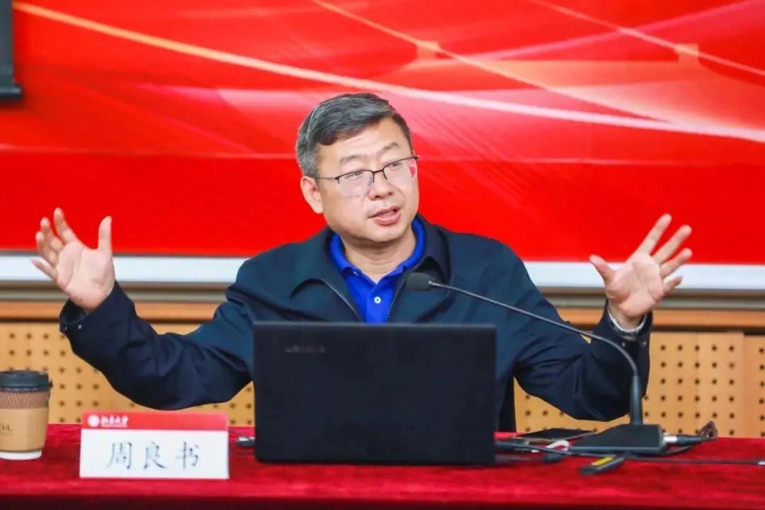 9DE73AC4DB2467FBBDBA7AA8B37_99155994_1D012