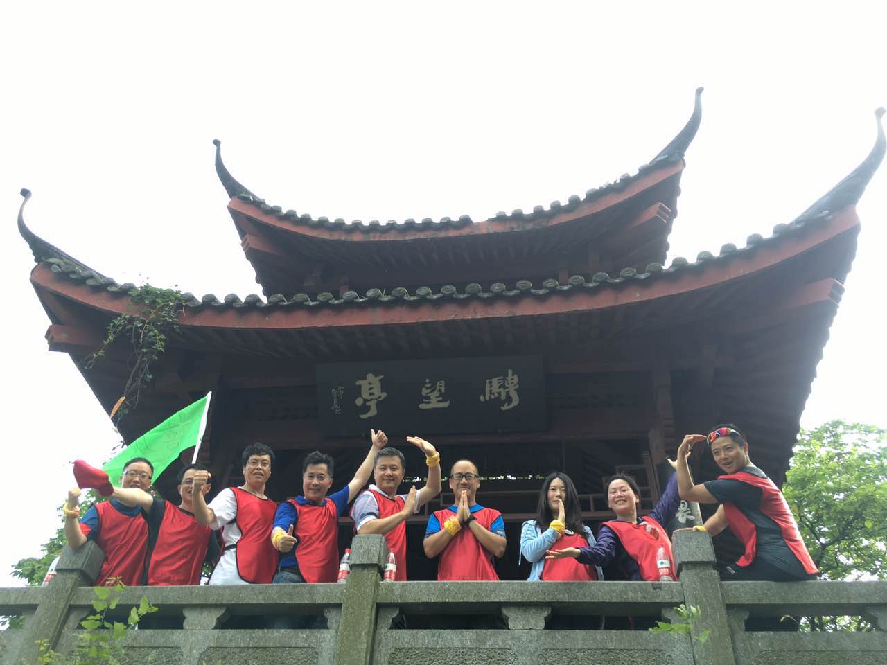 在一路，前杏转—记北大9001cc金沙EMBA华东校友会杭州“在一路”活动