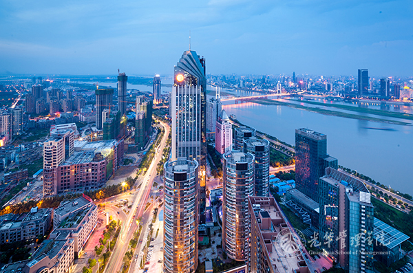 9001cc金沙@破五| 刘俏：时期从来没有烧毁我们，是我们在烧毁自己